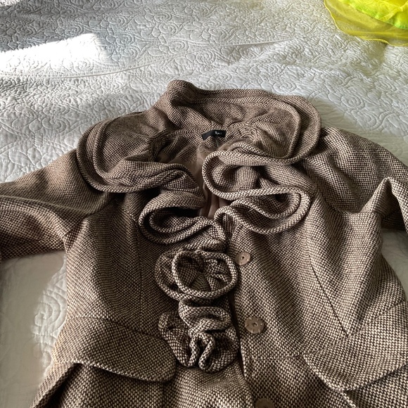 Ladies large jacket tweed with rufles 3/4 length - Picture 1 of 5